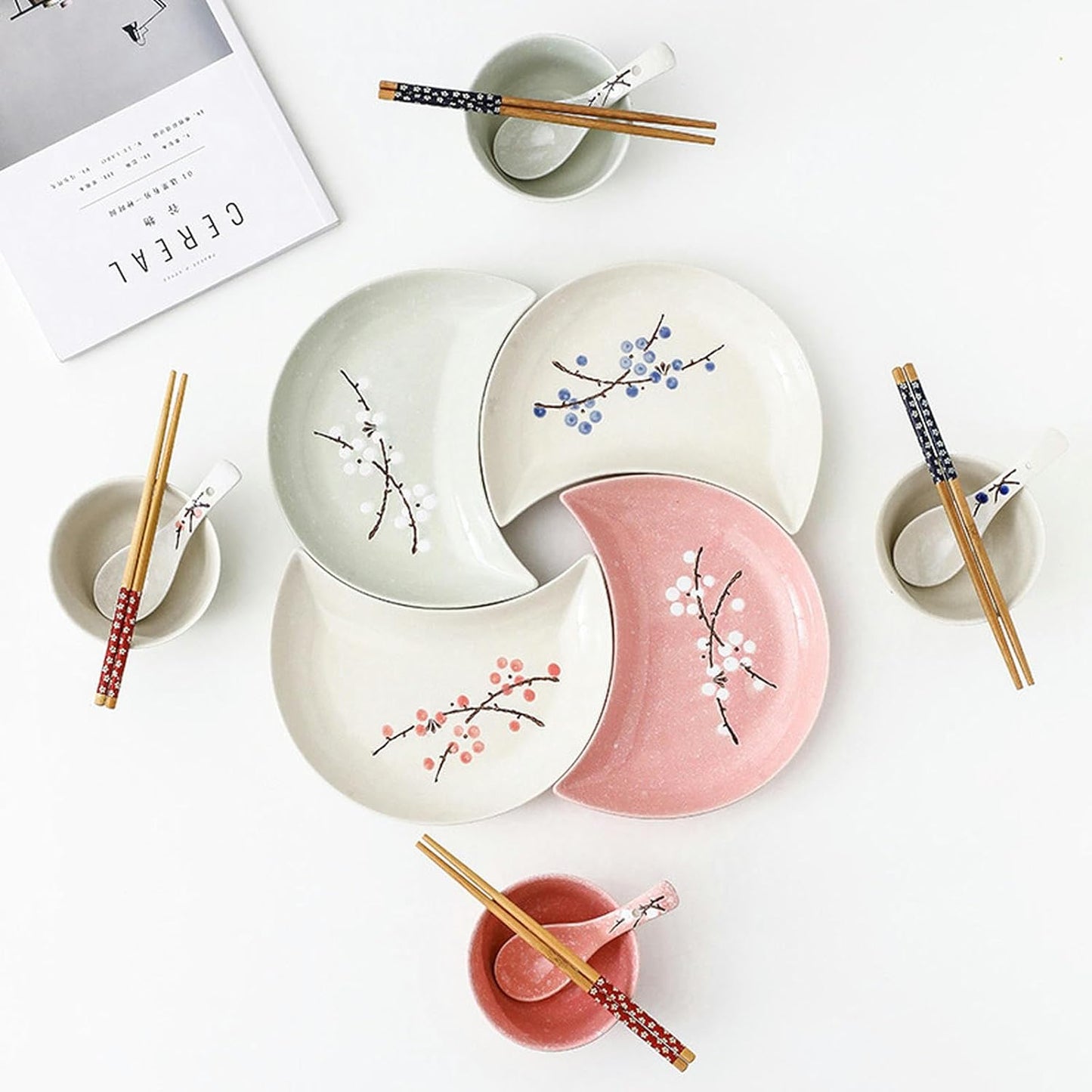 Japanese plum blossom hand-painted underglaze ceramic tableware, moon combination platter creative dim sum dish plate - moon plate 3-piece set - light green