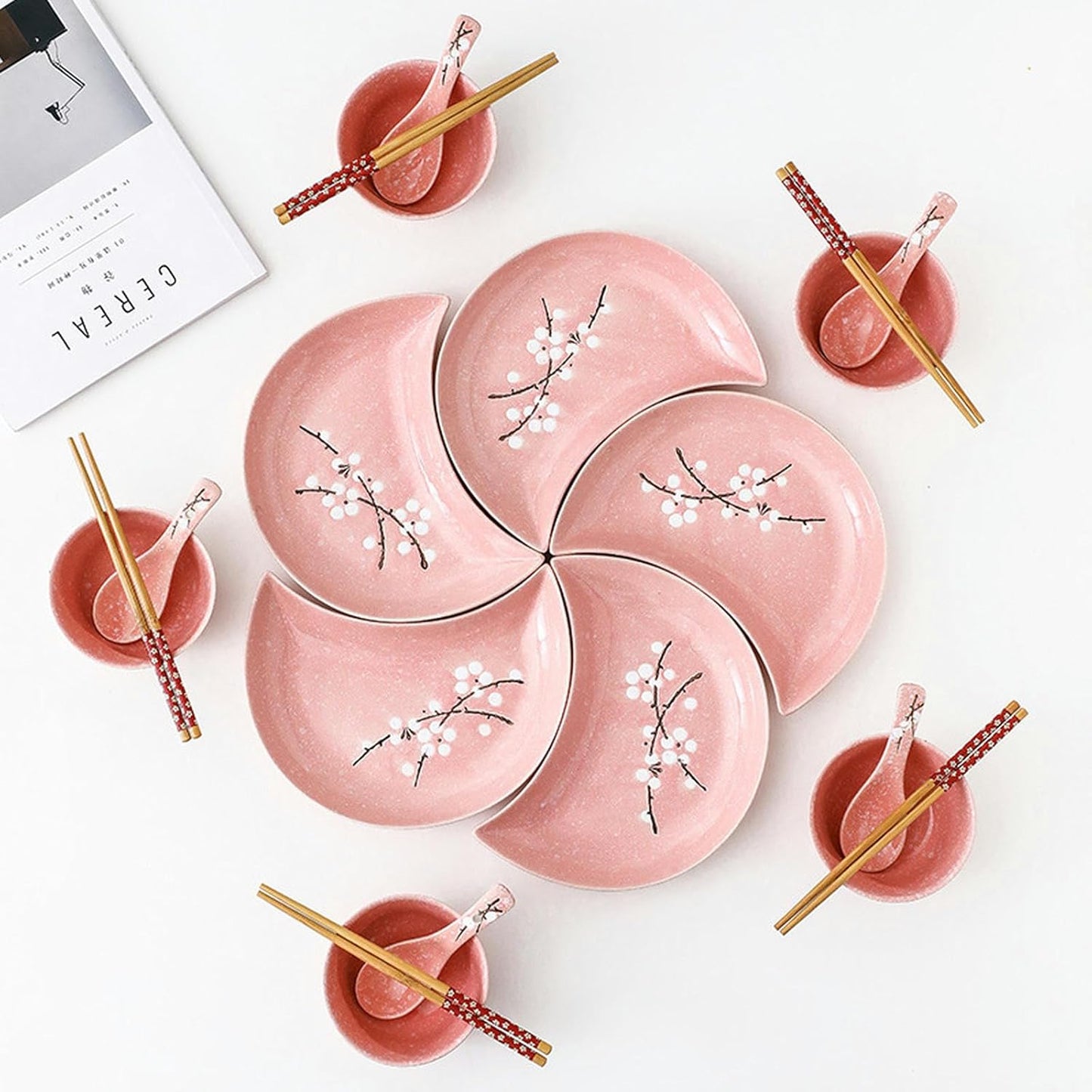 Japanese plum blossom hand-painted underglaze ceramic tableware, moon combination platter creative dim sum dish plate - moon plate 3-piece set - light green